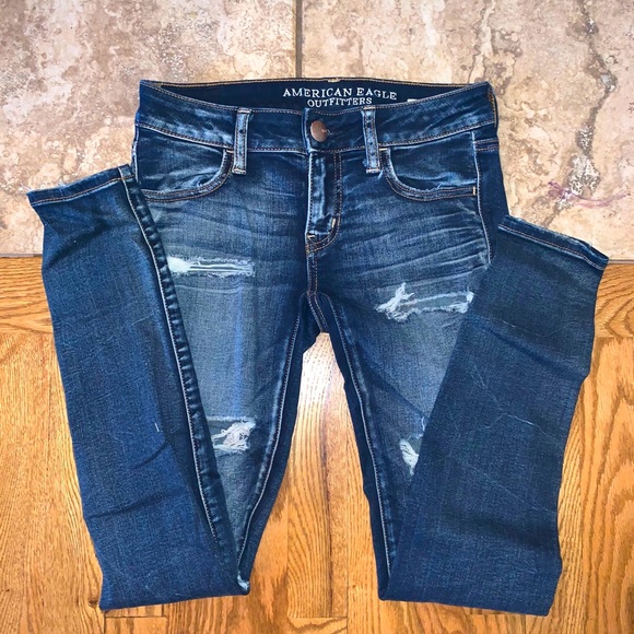 American Eagle Outfitters Denim - American Eagle LowRise Stretch Skinnies 👖